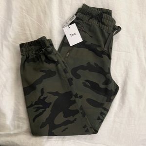 Aritzia Tna Alix Pant